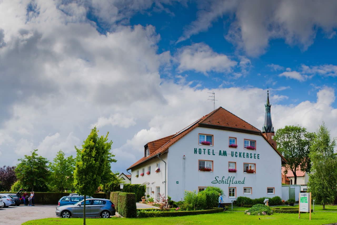 Hotel am Uckersee & Restaurant Schilfland